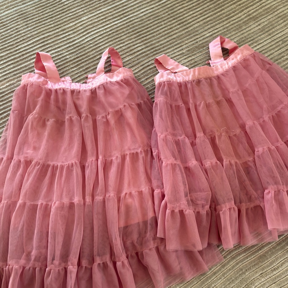2 Gap dresses
